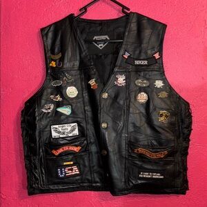 Diamond Plate Buffalo Leather Biker Vest with Patches and pins. Sz XXL